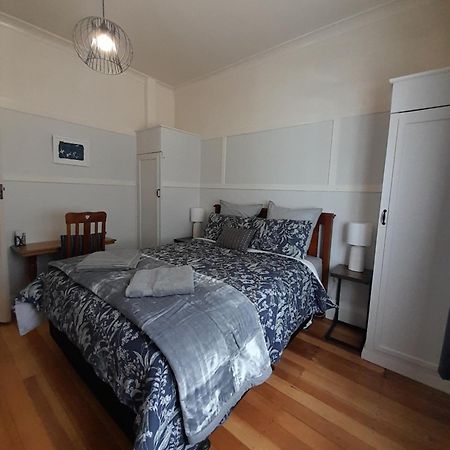 Character 1-Bedroom Unit Masterton Exterior photo