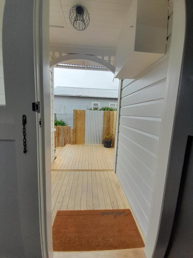 Character 1-Bedroom Unit Masterton Exterior photo