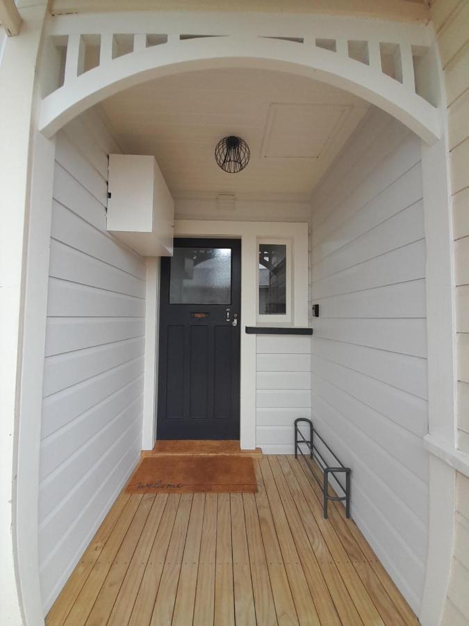 Character 1-Bedroom Unit Masterton Exterior photo
