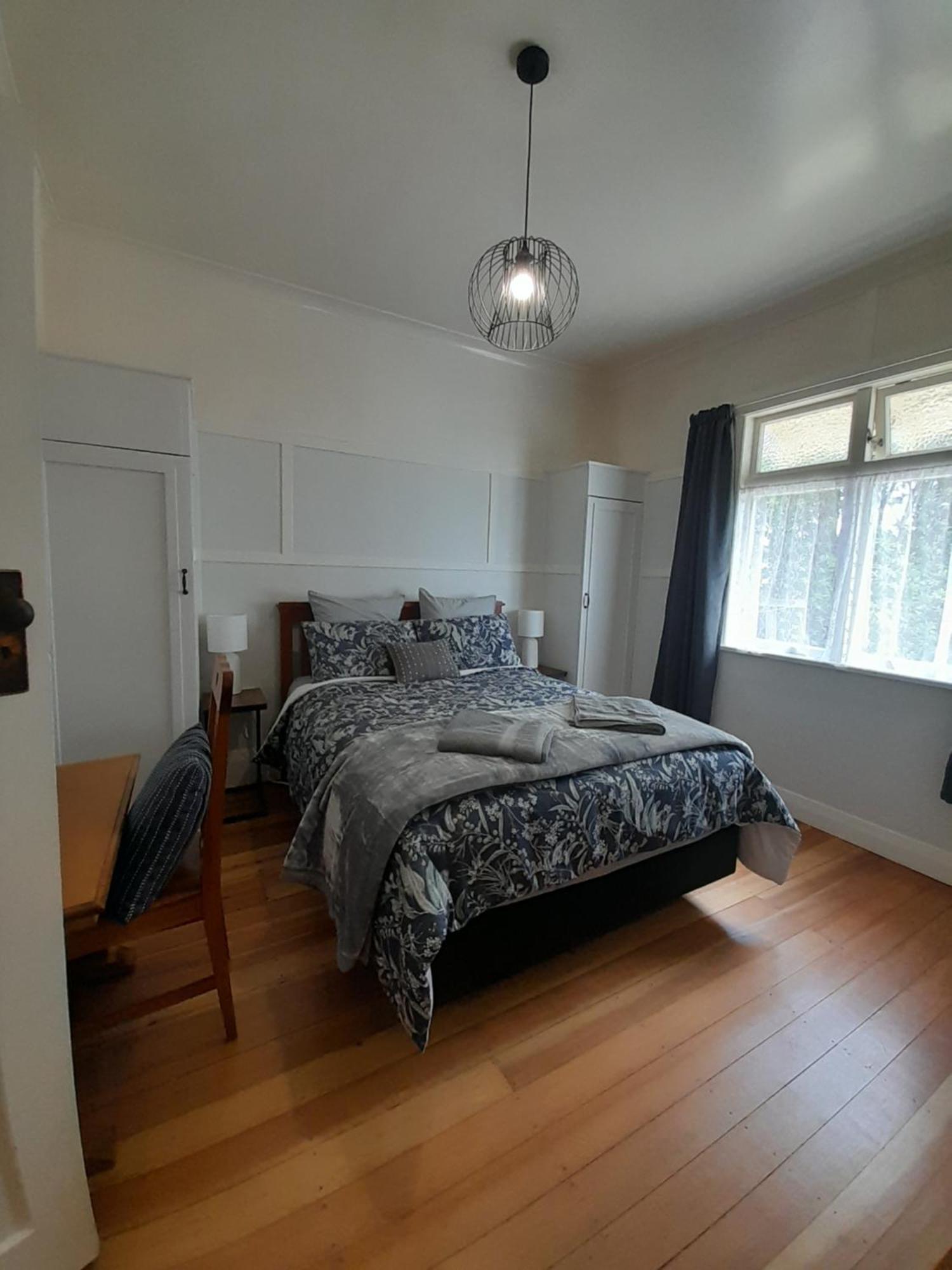 Character 1-Bedroom Unit Masterton Exterior photo